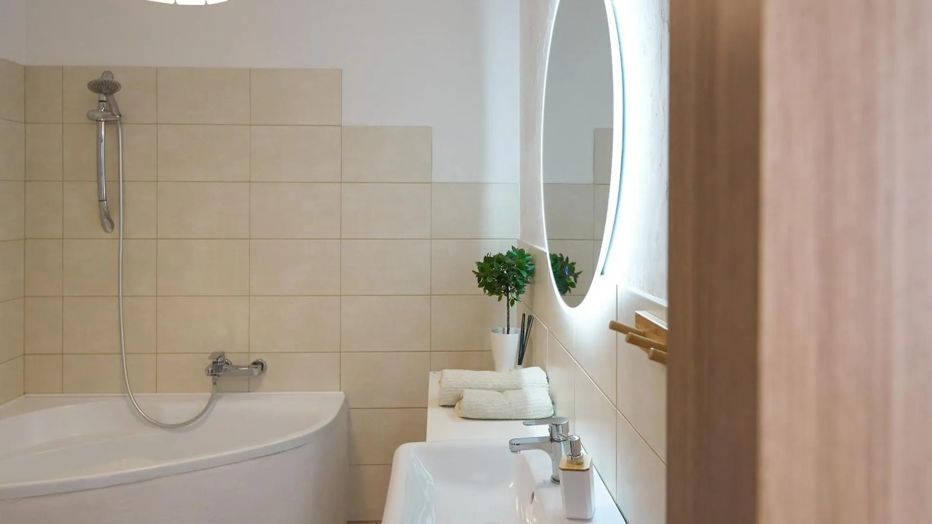 Apartment Green Wilanow Apartament Warsaw